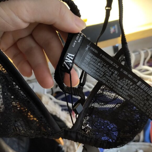 🐣2/$60🐣NWT Zara Black Satin Lace Triangle Bra Adjustable Straps Dainty Bra S - Picture 9 of 16